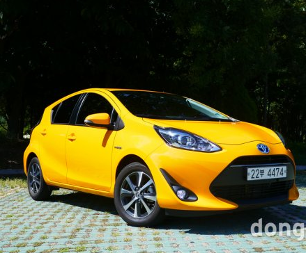 “普銳斯(prius)c”…㎞/?實際燃油效率達到25
