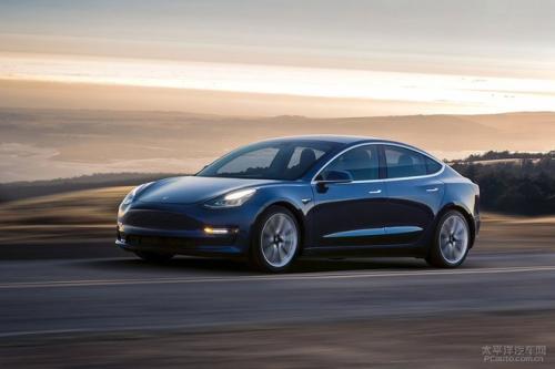 入門(mén)級(jí)特斯拉Model 3在美國(guó)上市 售價(jià)為35,000美元