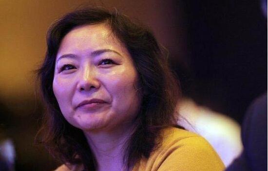 又一地產(chǎn)大佬退休！這位中國女首富，早已心力交瘁